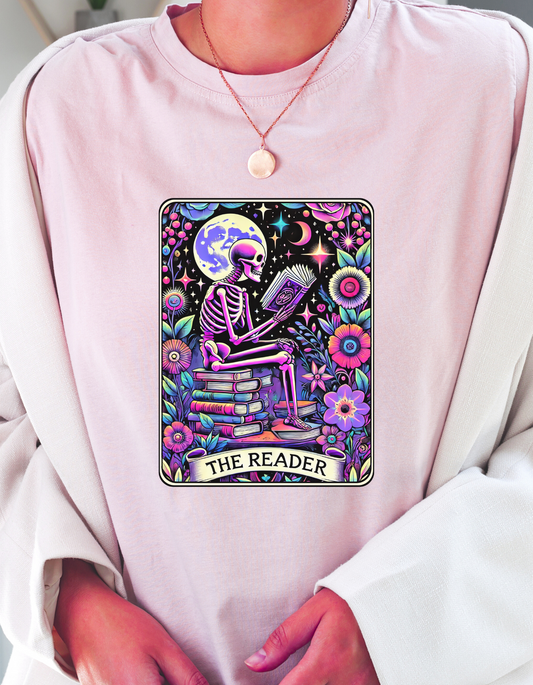 The Reader Moonlight Edition – Skeleton Book Lover T-Shirt